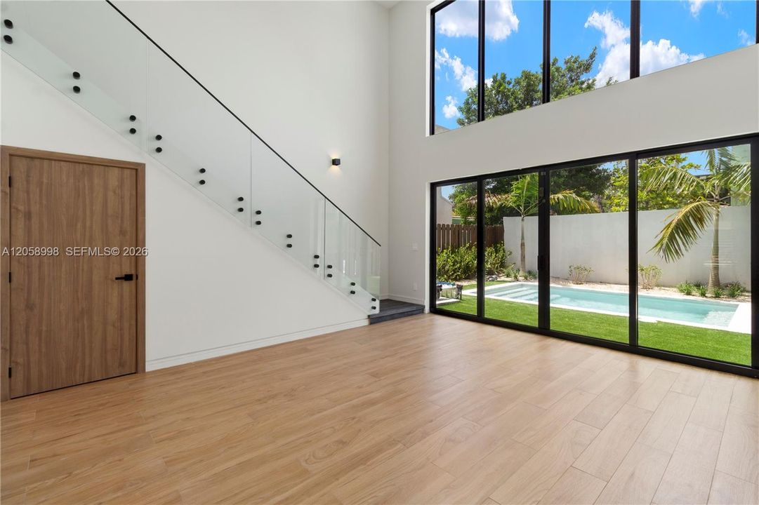 For Sale: $3,700,000 (0 beds, 0 baths, 5572 Square Feet)
