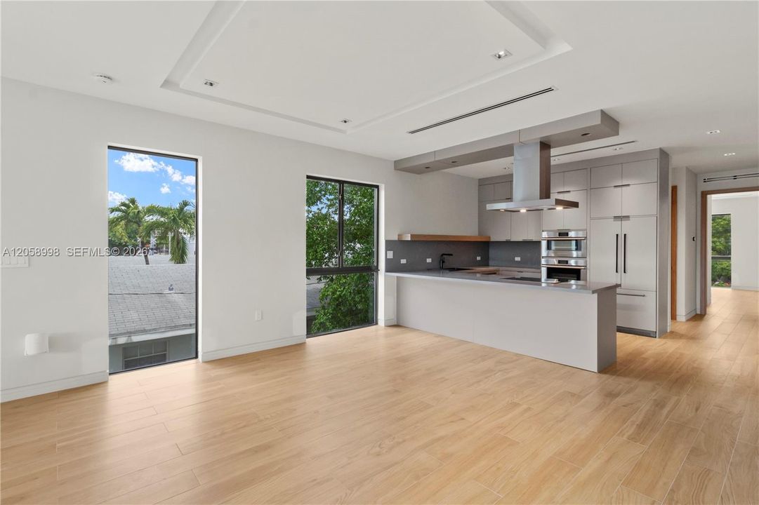 For Sale: $3,700,000 (0 beds, 0 baths, 5572 Square Feet)
