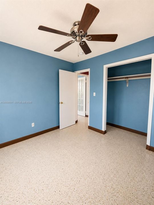 For Rent: $2,000 (2 beds, 1 baths, 786 Square Feet)