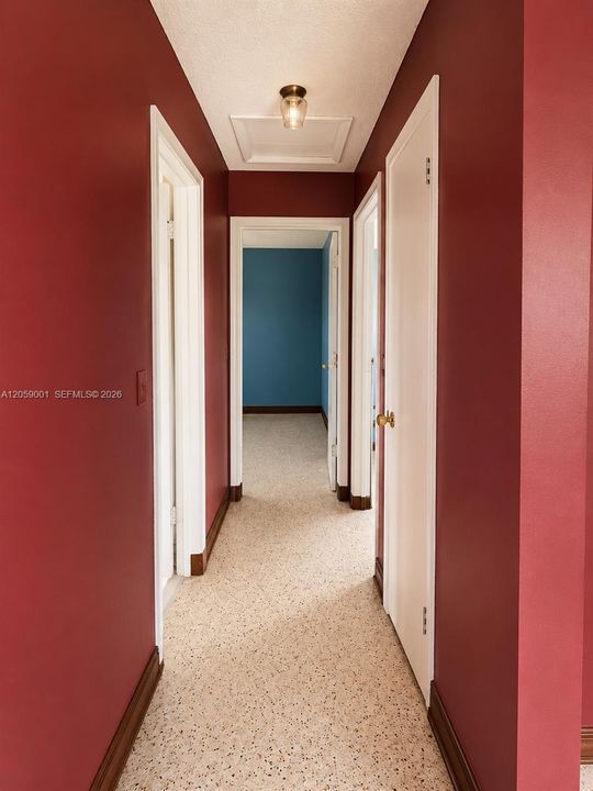 For Rent: $2,000 (2 beds, 1 baths, 786 Square Feet)