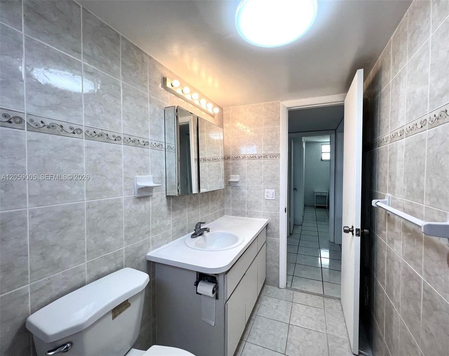 В аренду: $2,100 (2 спален, 2 ванн, 1027 Квадратных фут)