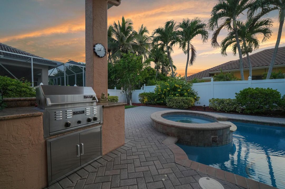 Indoor/Outdoor Living