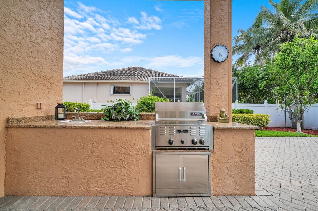 Summer Kitchen