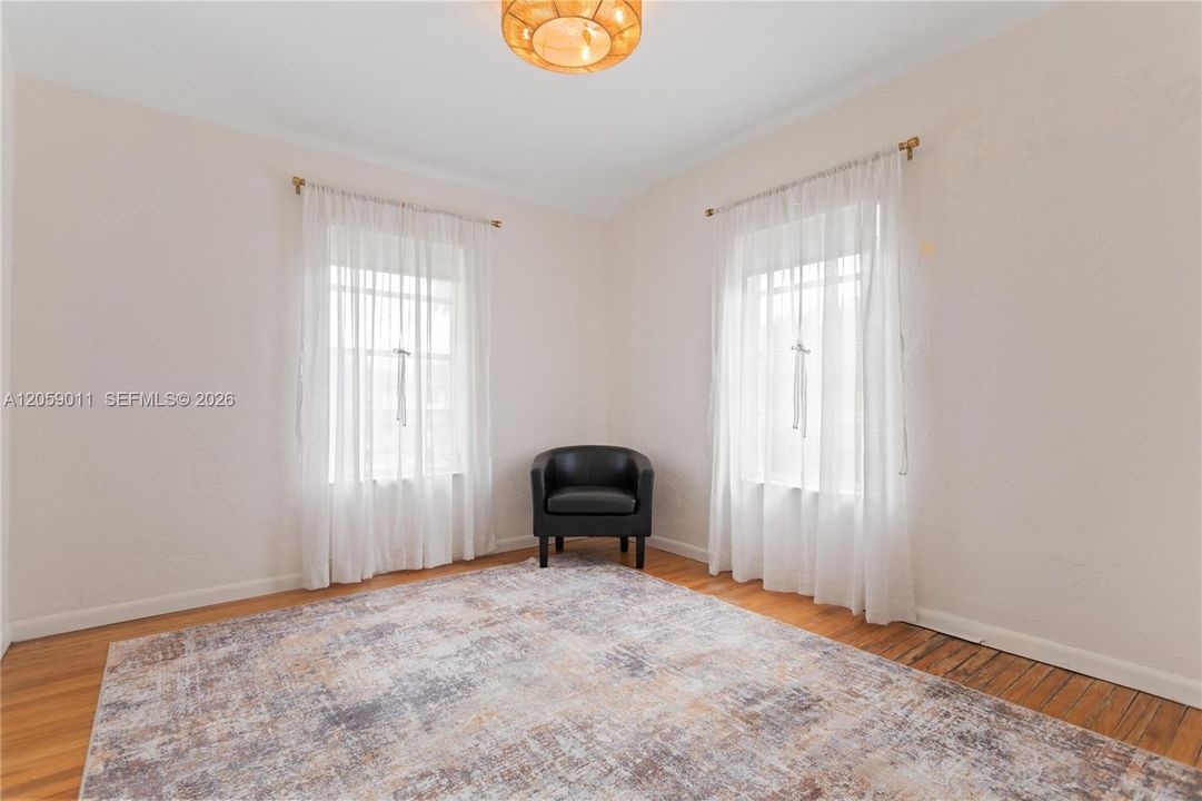 На продажу: $875,000 (3 спален, 2 ванн, 1743 Квадратных фут)