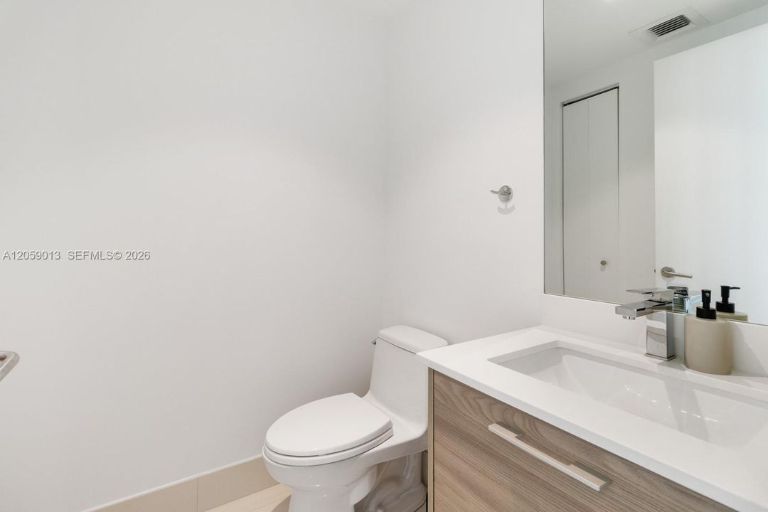 В аренду: $6,500 (3 спален, 2 ванн, 1154 Квадратных фут)
