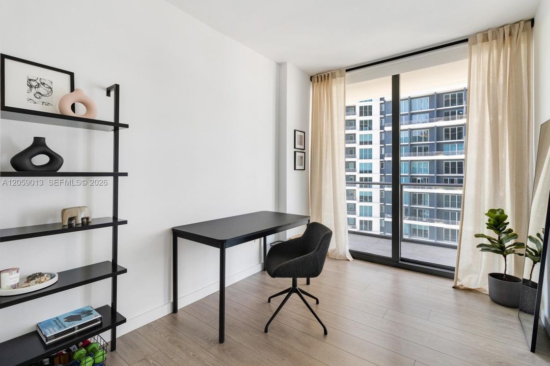В аренду: $6,500 (3 спален, 2 ванн, 1154 Квадратных фут)