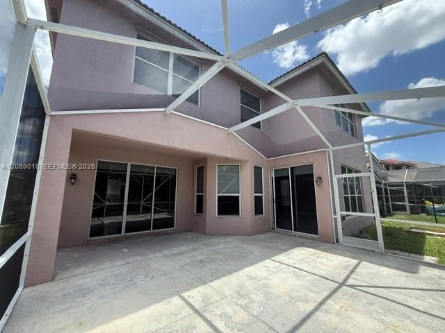 En Renta: $4,800 (5 camas, 3 baños, 2848 Pies cuadrados)