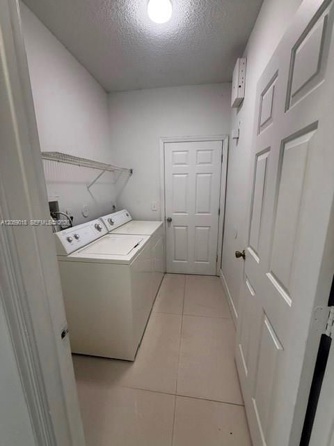 En Renta: $4,800 (5 camas, 3 baños, 2848 Pies cuadrados)