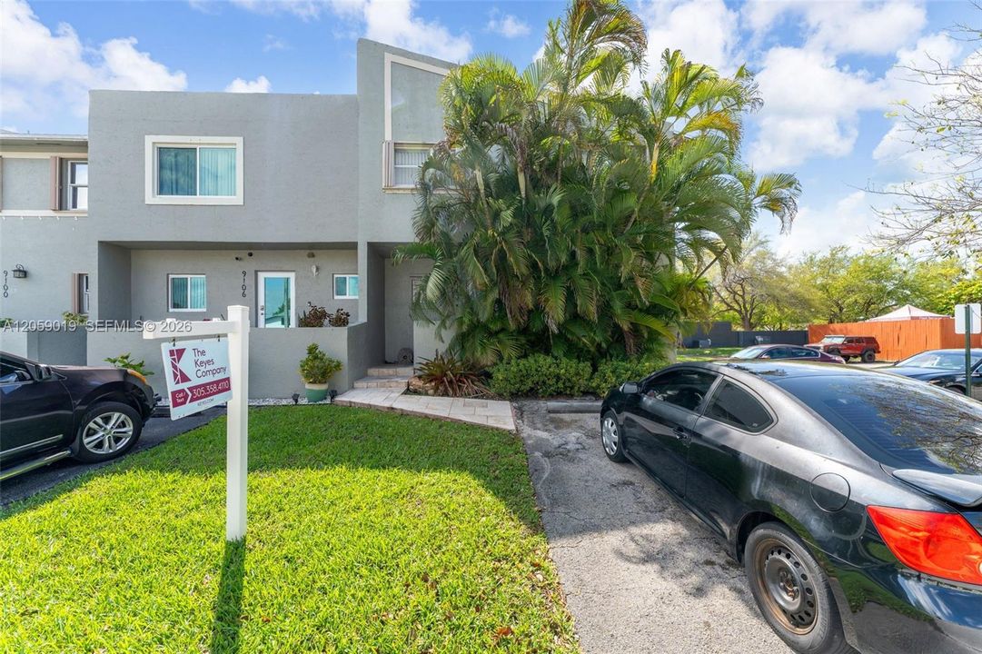 En Venta: $450,000 (4 camas, 3 baños, 1934 Pies cuadrados)