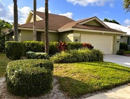 150 CAPE POINTE FRONT 2