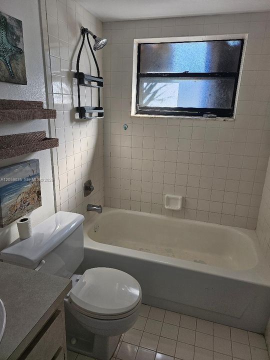 For Rent: $2,100 (2 beds, 2 baths, 750 Square Feet)