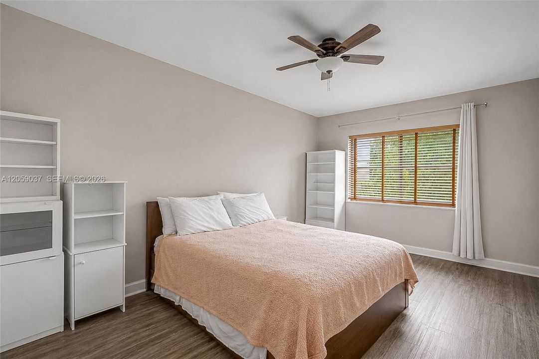 For Rent: $2,500 (2 beds, 2 baths, 1036 Square Feet)