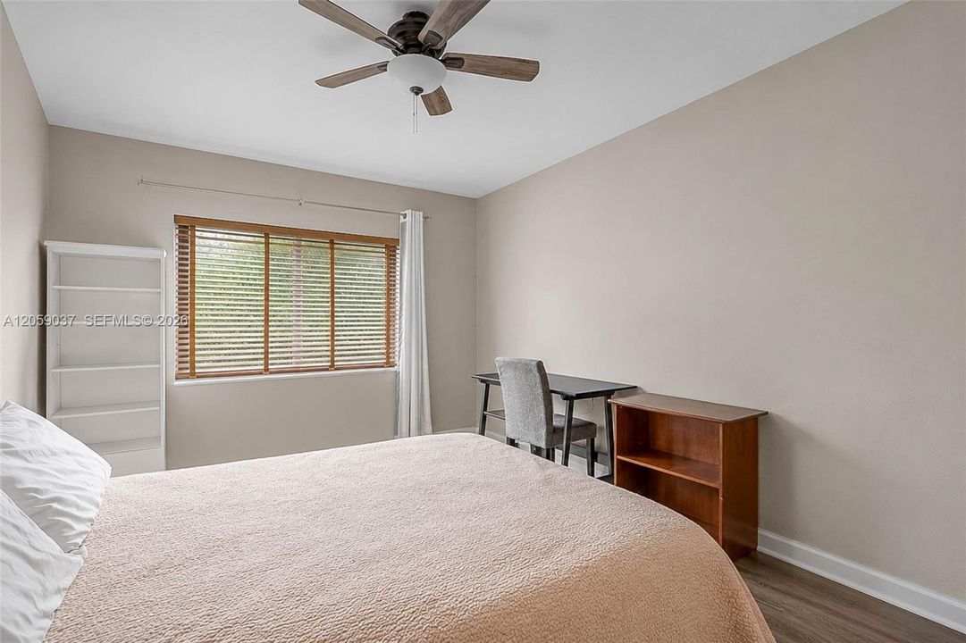 For Rent: $2,500 (2 beds, 2 baths, 1036 Square Feet)