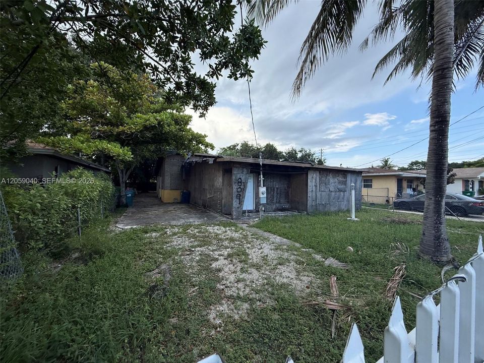 En Venta: $475,000 (0 camas, 0 baños, 1160 Pies cuadrados)