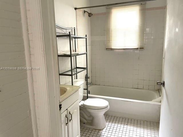 В аренду: $2,000 (2 спален, 1 ванн, 1000 Квадратных фут)