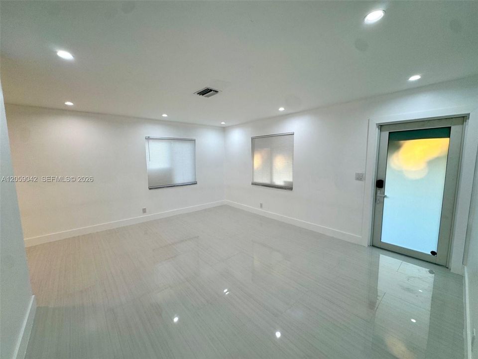 En Renta: $3,400 (3 camas, 2 baños, 1325 Pies cuadrados)