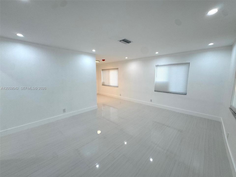 En Renta: $3,400 (3 camas, 2 baños, 1325 Pies cuadrados)