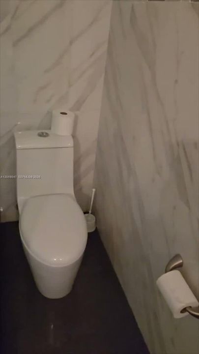В аренду: $2,850 (2 спален, 2 ванн, 1315 Квадратных фут)