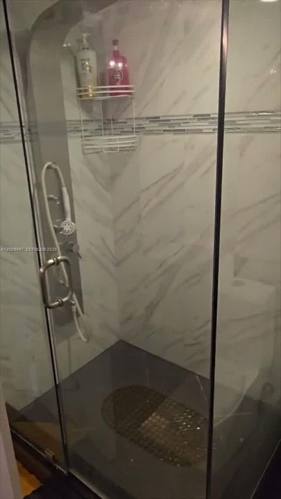 В аренду: $2,850 (2 спален, 2 ванн, 1315 Квадратных фут)
