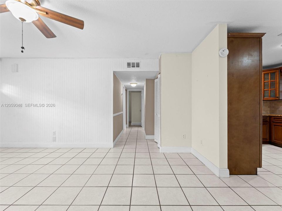 В аренду: $2,990 (3 спален, 2 ванн, 1110 Квадратных фут)