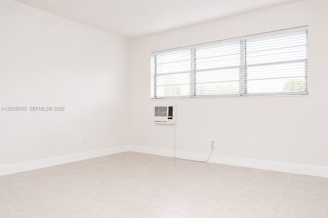 En Renta: $1,650 (1 camas, 1 baños, 650 Pies cuadrados)