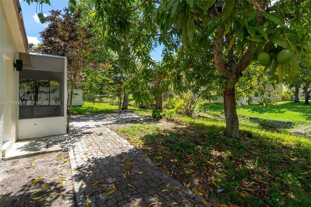 На продажу: $590,000 (3 спален, 2 ванн, 0 Квадратных фут)