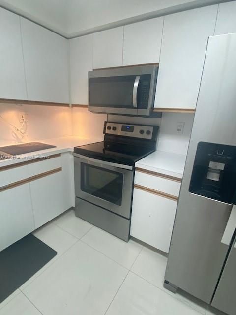 На продажу: $360,000 (2 спален, 2 ванн, 1181 Квадратных фут)