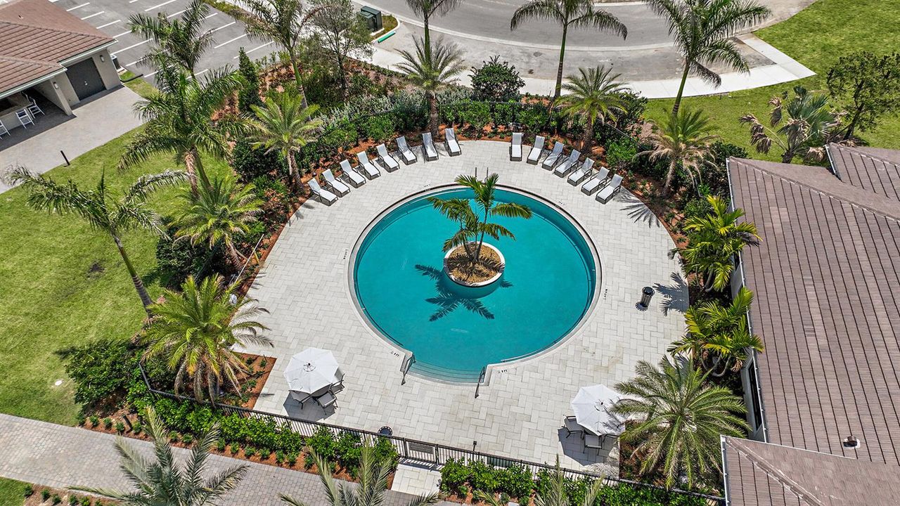 Verano-Resist-Pool-Aerial-Daylight-Web