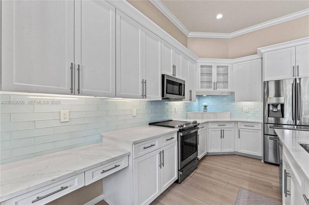 На продажу: $465,000 (3 спален, 2 ванн, 2175 Квадратных фут)