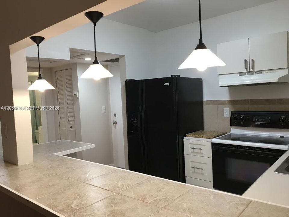 В аренду: $1,650 (1 спален, 1 ванн, 675 Квадратных фут)