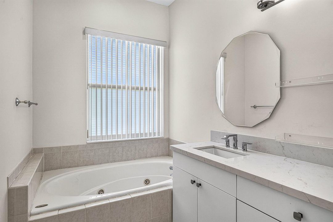 032-8891ViaTuscanyDrive-BoyntonBeach-FL-