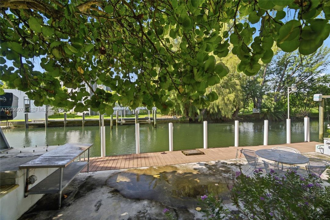 En Venta: $1,800,000 (2 camas, 2 baños, 1821 Pies cuadrados)