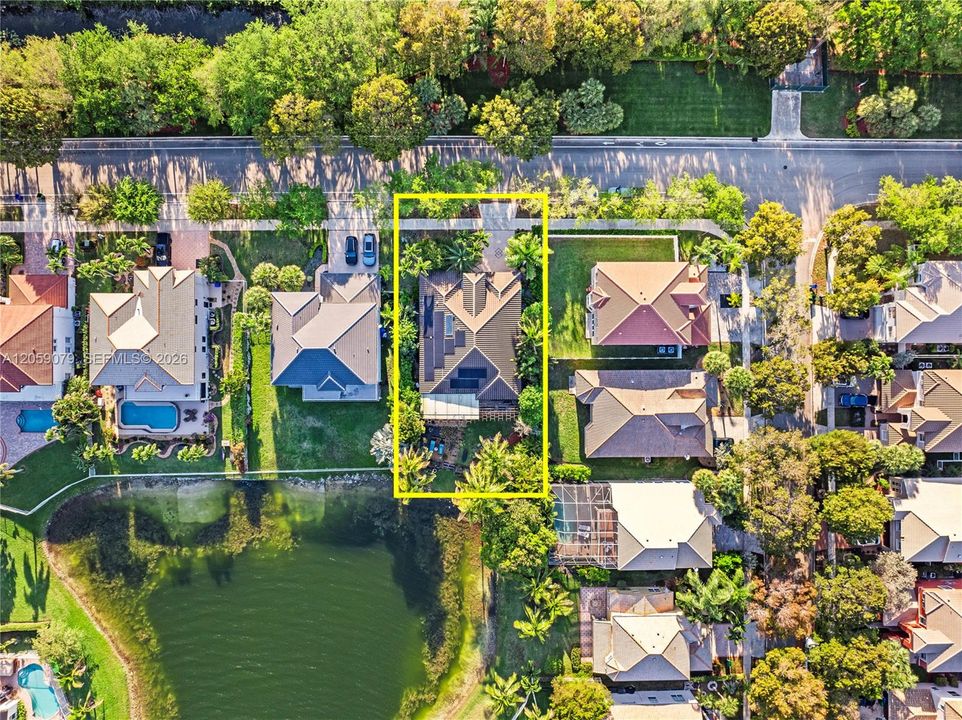 На продажу: $940,000 (4 спален, 2 ванн, 2470 Квадратных фут)