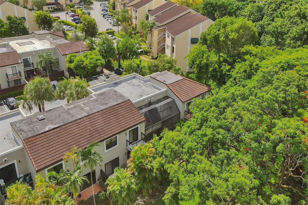 For Rent: $2,650 (2 beds, 1 baths, 1076 Square Feet)