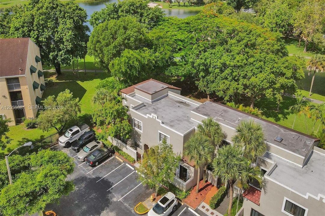 For Rent: $2,650 (2 beds, 1 baths, 1076 Square Feet)