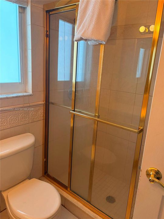 На продажу: $829,999 (4 спален, 2 ванн, 1632 Квадратных фут)