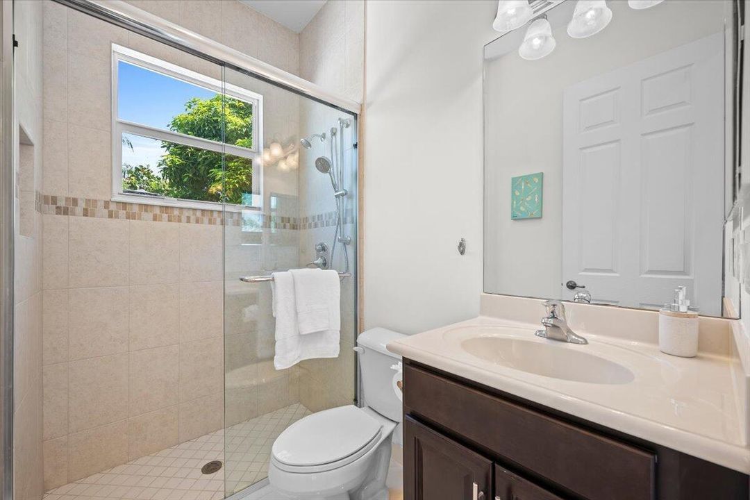 Cabana Full Bath