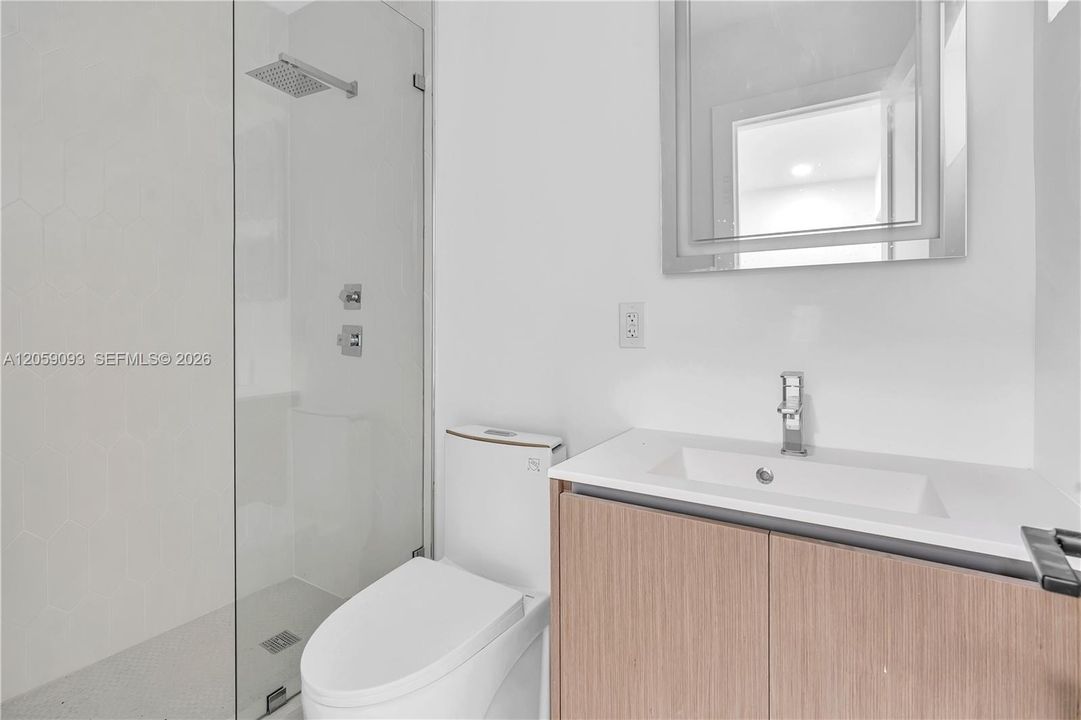 В аренду: $2,150 (1 спален, 1 ванн, 7170 Квадратных фут)