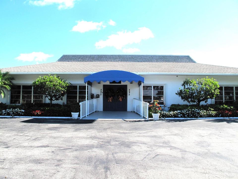 Clubhouse (3)
