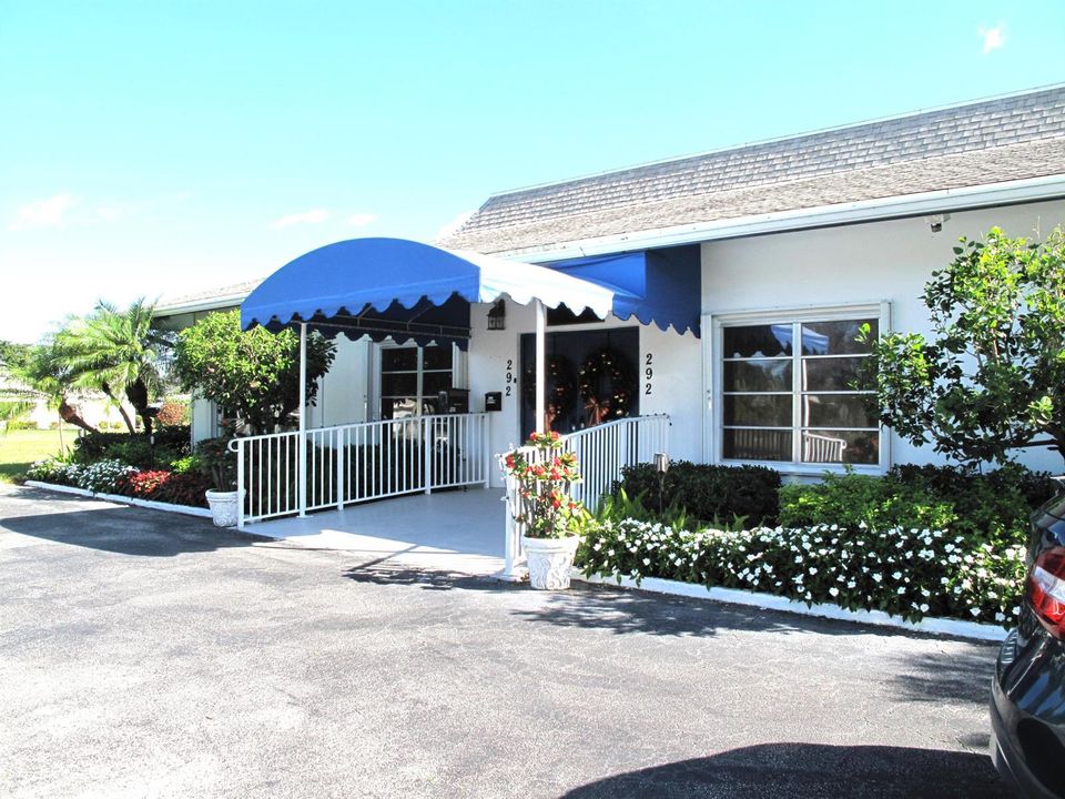 Clubhouse (1)