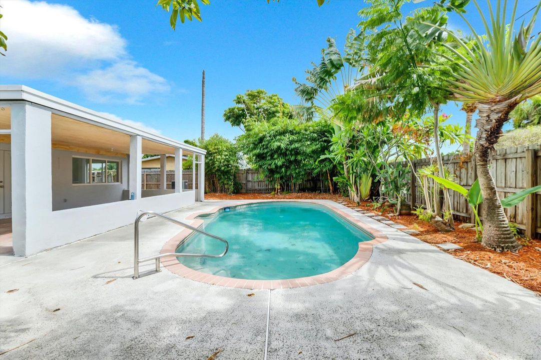 34-1404 SW 1st Ave-34