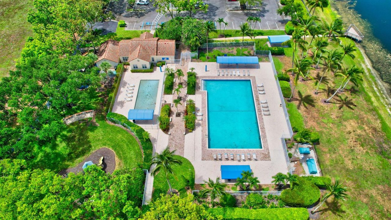 Lake Charleston Pools