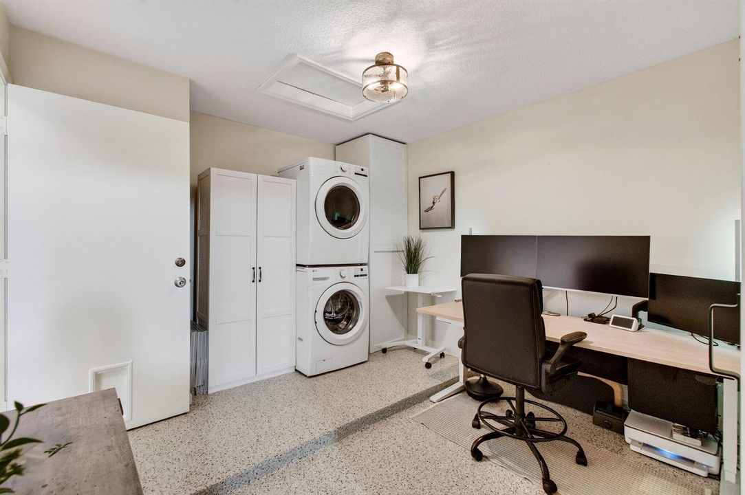 Office/Laundry Room