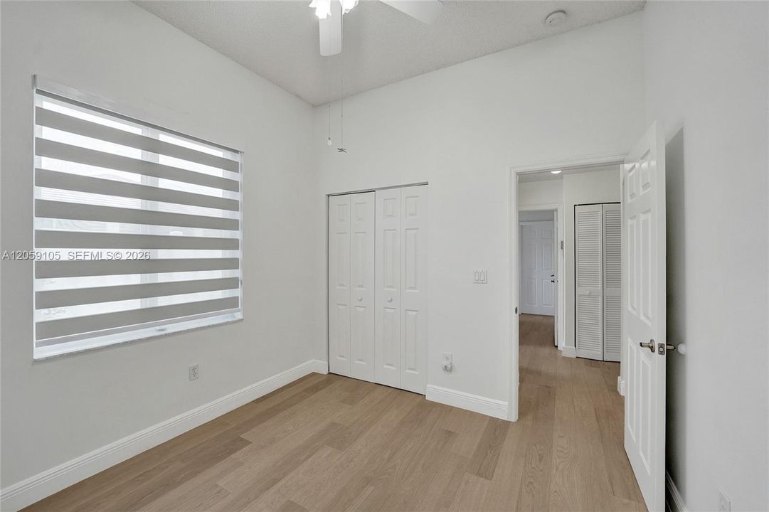 В аренду: $5,200 (3 спален, 2 ванн, 1768 Квадратных фут)