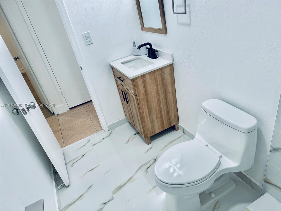 В аренду: $3,500 (3 спален, 2 ванн, 1460 Квадратных фут)