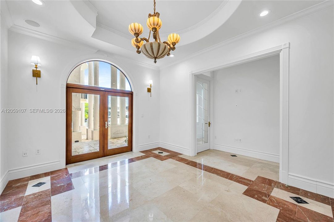 En Venta: $9,990,000 (9 camas, 8 baños, 7558 Pies cuadrados)