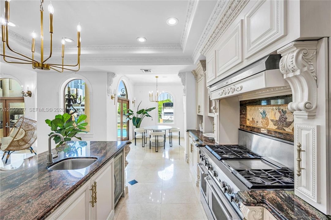 En Venta: $9,990,000 (9 camas, 8 baños, 7558 Pies cuadrados)