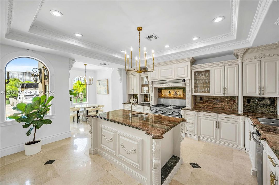 En Venta: $9,990,000 (9 camas, 8 baños, 7558 Pies cuadrados)