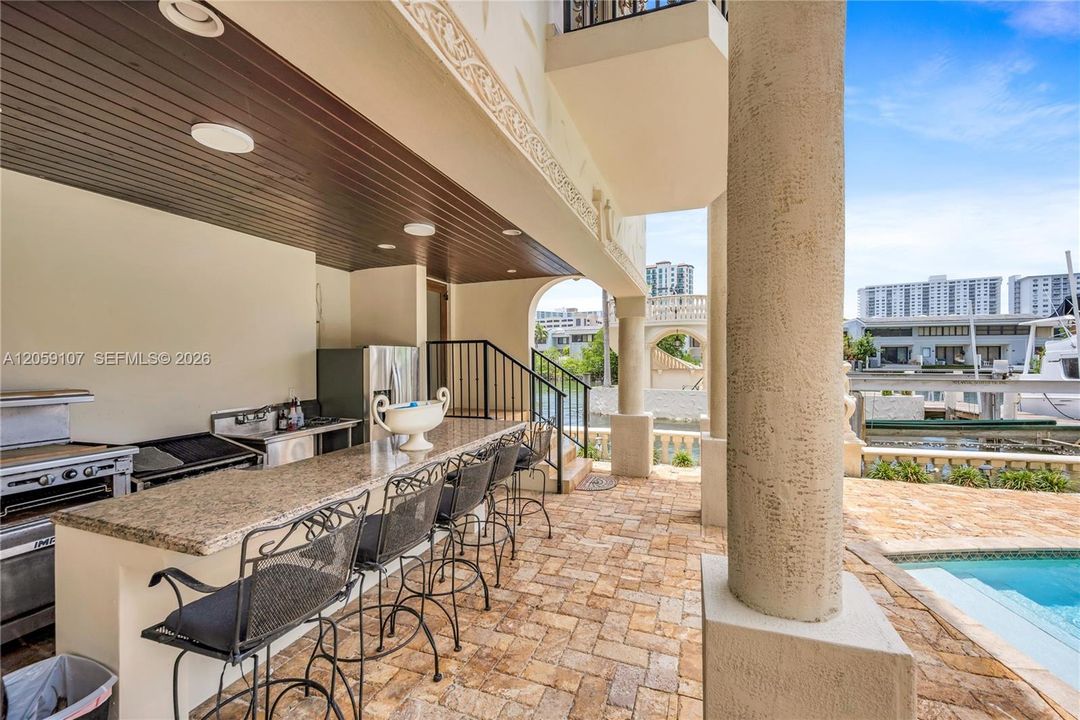 En Venta: $9,990,000 (9 camas, 8 baños, 7558 Pies cuadrados)
