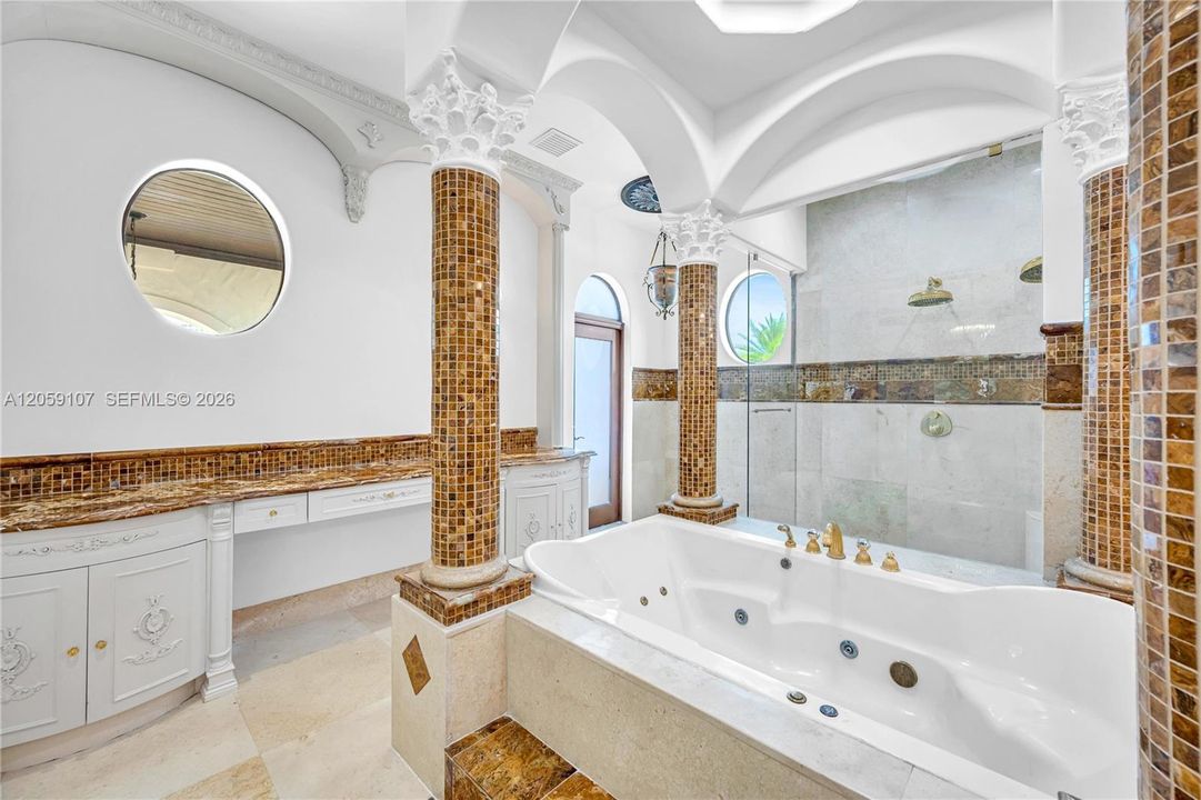 En Venta: $9,990,000 (9 camas, 8 baños, 7558 Pies cuadrados)